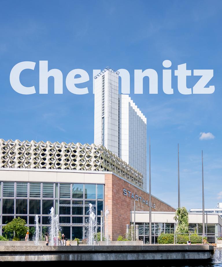Stadthalle Chemnitz mit Brunnen im Vordergrund Foto: Oliver Göhler
