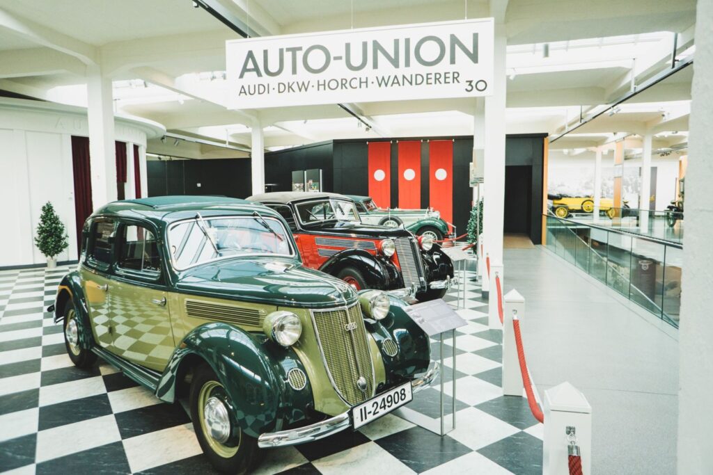 Historische Auto-Union-Fahrzeuge im August Horch Museum Zwickau